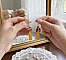 BO Dolce Vita en Jaune cr&eacute;&eacute;es avec pierres de gemme, crochets d&rsquo;oreilles argent 925 dor&eacute;