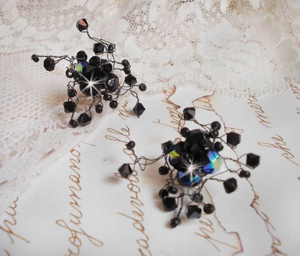 BO Douce Nuit avec des toupies en cristal de Swarovski et des facettes en verre