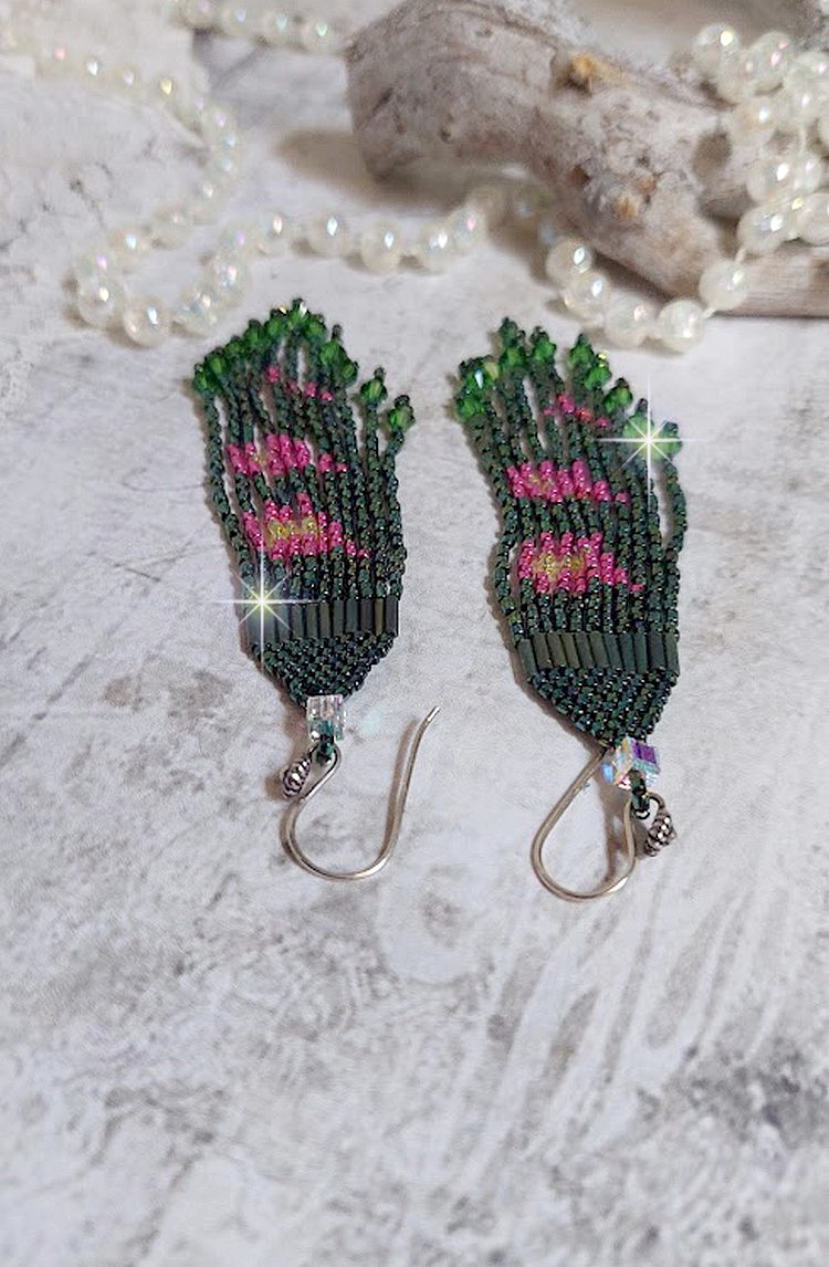 BO Evasion mont&eacute;es avec rocailles verres, tubes, perles cristal Swarovski et crochets d&rsquo;oreilles Argent 925