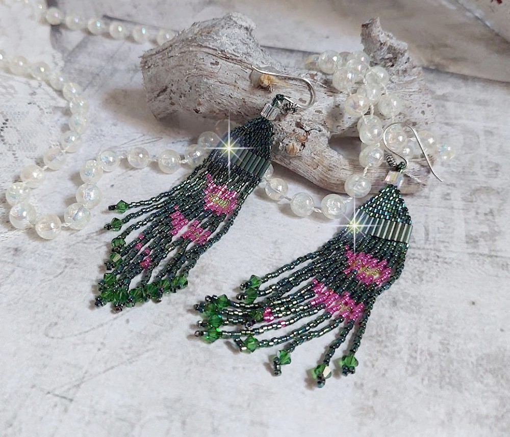 BO Evasion mont&eacute;es avec rocailles verres, tubes, perles cristal Swarovski et crochets d&rsquo;oreilles Argent 925