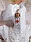 BO Feu de Lumi&egrave;re avec des cabochons roses de couleur Jaune et rouge en porcelaine, cristaux, mont&eacute;s sur estampes, feuilles en laiton, boucles marguerites &eacute;maill&eacute;es et pendentifs vitrail Rouge