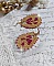 BO Holidays aux teintes color&eacute;es de Beige et Fuchsia inspir&eacute;es des belles vacances. Mont&eacute;es avec des rocailles en Verre sur supports de boucles gouttes, cristaux et crochets Gold Filled 14 carats