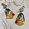BO Jade Flowers cr&eacute;&eacute;es avec des cabochons ovales en Jade de Malaisie, des cristaux de Swarovski, perles en r&eacute;sine, des fleurs en verre avec des accessoires de qualit&eacute; 