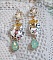 Boucles d'oreilles pendantes Liberty fleuries avec papillons et zirconium.