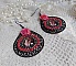 BO Look Coco avec cabochons repr&eacute;sentant une femme et son perroquet, cha&icirc;ne strass, roses en r&eacute;sine, pendentif filigran&eacute;ess et crochets d'oreilles en laiton Noir