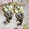 BO Look Princesse cr&eacute;&eacute;es avec des cabochons repr&eacute;sentant une lady princesse, des cristaux, des perles en verre, des accessoires de couleur Bronze et des n&oelig;uds en satin jaune