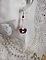 BO Marielle mont&eacute;es avec des pendants boules facett&eacute;es en Verre de boh&egrave;me, fleurs lucites Blanches, perles nacr&eacute;es en Cristal de Swarovski, rocailles couleur Bordeaux  et crochets Argent 925/1000