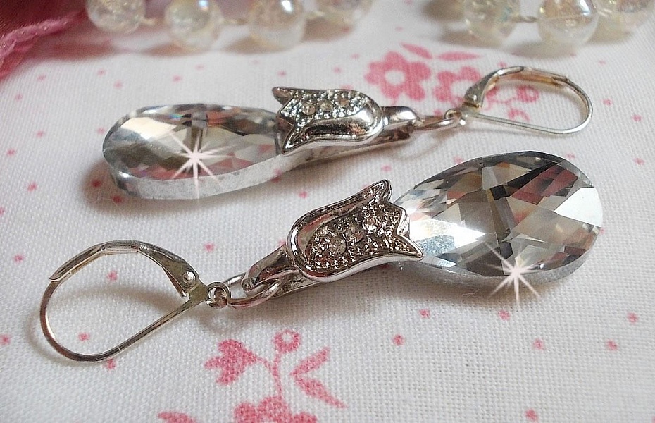 Boucles d'oreilles pendantes gouttes en cristal et argent 925.