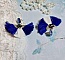 BO Navy Blue and White mont&eacute;es avec pompons, breloques &eacute;maill&eacute;es, puces argent 925/1000 et cristaux