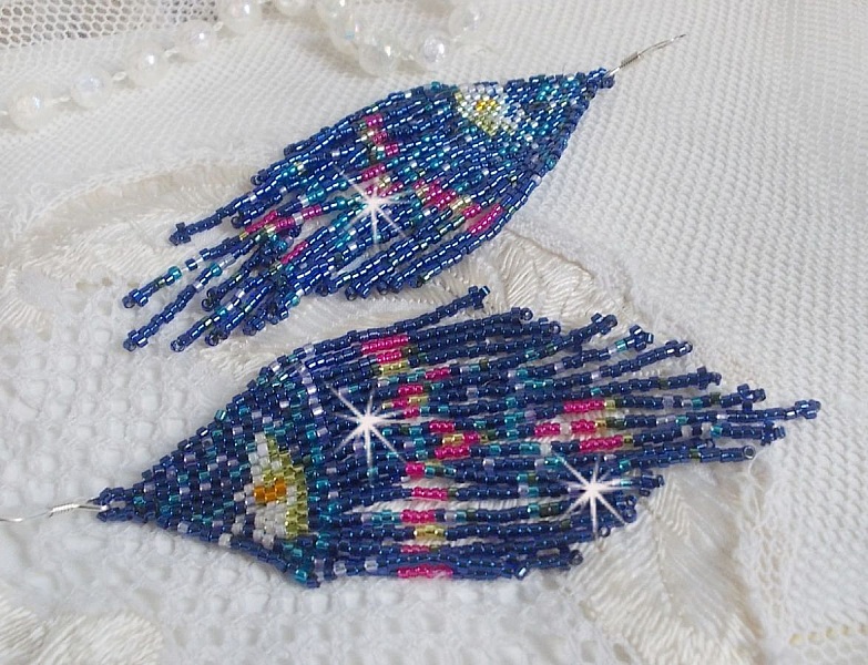 BO N&eacute;nuphars mont&eacute;es avec des rocailles et crochets d'oreilles en argent 925/1000. 