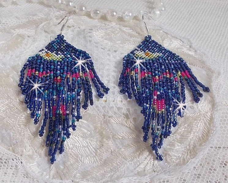 BO N&eacute;nuphars mont&eacute;es avec des rocailles et crochets d'oreilles en argent 925/1000. 