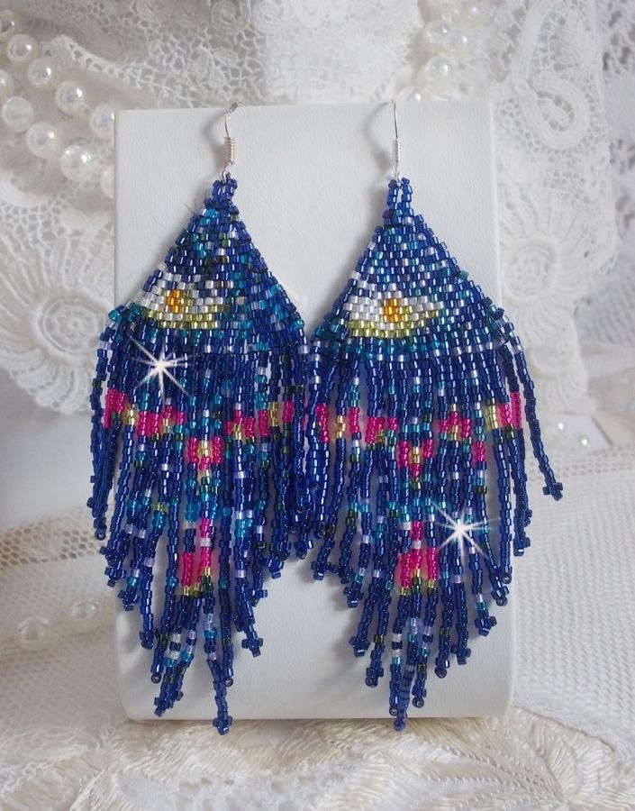 BO N&eacute;nuphars mont&eacute;es avec des rocailles et crochets d'oreilles en argent 925/1000. 