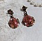BO Pampelone Fuchsia avec cabochons ovales aux feuilles d&rsquo;or, strass, cristaux, Roses, breloques papillons, estampes et clous d&rsquo;oreilles en m&eacute;tal bronze