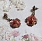 BO Pampelone Fuchsia avec cabochons ovales aux feuilles d&rsquo;or, strass, cristaux, Roses, breloques papillons, estampes et clous d&rsquo;oreilles en m&eacute;tal bronze