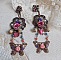 BO Roses and Butterfly avec des roses en R&eacute;sine, cristaux : cabochons, toupies et c&oelig;urs, facettes, perles rondes en Jaspe Rouge et cabochons en Zirconium. Mont&eacute;s sur dormeuses estampes
