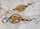 BO Bo'Soleil mont&eacute;es avec des coeurs en cristal de Swarovski, des perles nacr&eacute;es Gold et des crochets d'oreilles en Gold Filled 14 carats