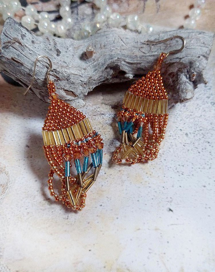 BO Tangerine mont&eacute;es avec rocailles verre, perles cristal Swarovski et crochets d&rsquo;oreilles Gold filled 14 carats