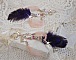 BO Tendre Purple avec des cristaux de Swarovski, des plumes et des perles en porcelaine