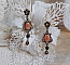BO Terra Cotta cr&eacute;&eacute;es avec des cabochons en porcelaine de couleur terre avec des cristaux sur pendentif Bronze en m&eacute;tal et laiton 