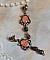 BO Terra Cotta cr&eacute;&eacute;es avec des cabochons en porcelaine de couleur terre avec des cristaux sur pendentif Bronze en m&eacute;tal et laiton 