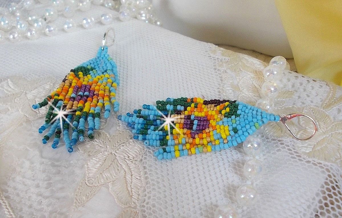 BO Tournesol mont&eacute;es avec des rocailles color&eacute;es de qualit&eacute; en Verre : Bleu Turquoise, Jaune, Orange, Marron, Vert, Noir, Violet et Dor&eacute;. Repr&eacute;sentant ces fleurs, elles sont le symbole du soleil