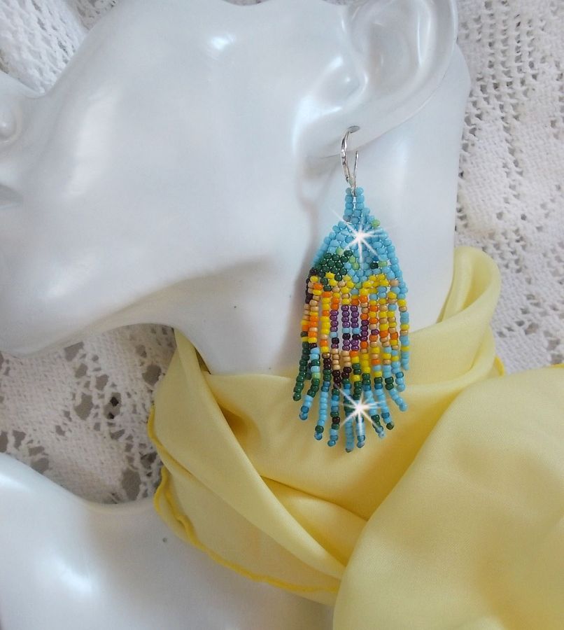 BO Tournesol mont&eacute;es avec des rocailles color&eacute;es de qualit&eacute; en Verre : Bleu Turquoise, Jaune, Orange, Marron, Vert, Noir, Violet et Dor&eacute;. Repr&eacute;sentant ces fleurs, elles sont le symbole du soleil