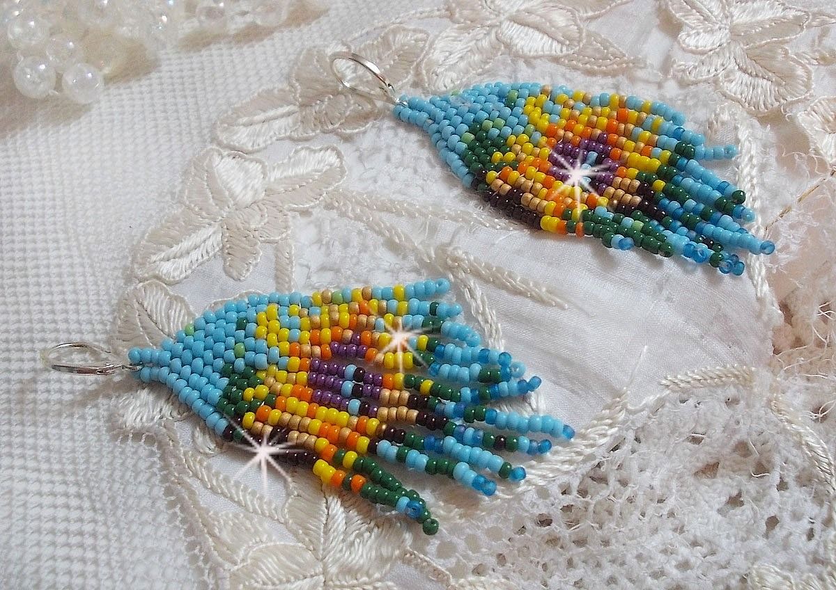 BO Tournesol mont&eacute;es avec des rocailles color&eacute;es de qualit&eacute; en Verre : Bleu Turquoise, Jaune, Orange, Marron, Vert, Noir, Violet et Dor&eacute;. Repr&eacute;sentant ces fleurs, elles sont le symbole du soleil