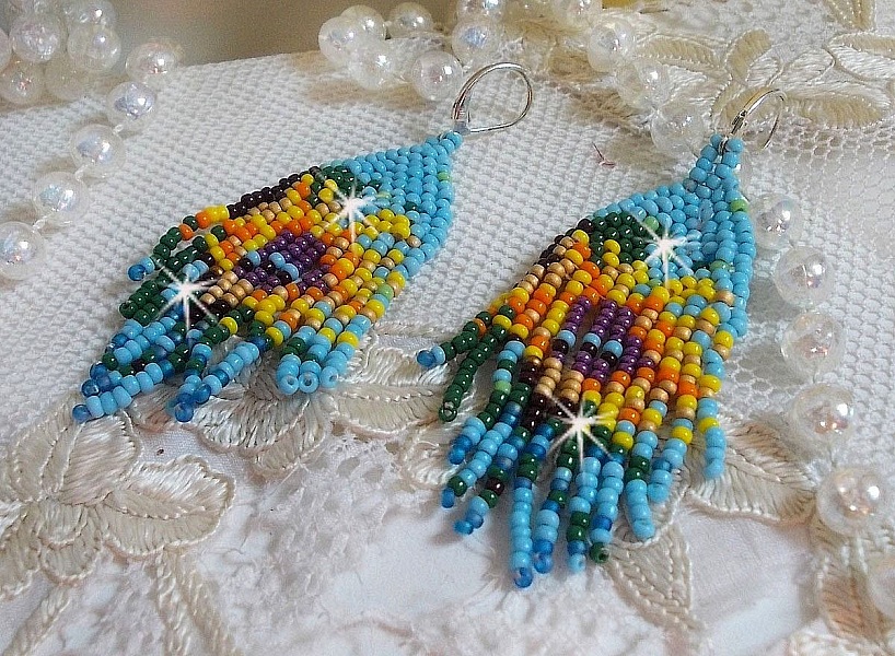 BO Tournesol mont&eacute;es avec des rocailles color&eacute;es de qualit&eacute; en Verre : Bleu Turquoise, Jaune, Orange, Marron, Vert, Noir, Violet et Dor&eacute;. Repr&eacute;sentant ces fleurs, elles sont le symbole du soleil
