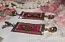 Boucles d'oreilles vintage bordeaux avec galons et cristaux Swarovski.