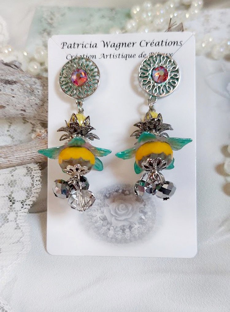 BO C&acirc;line mont&eacute;es avec perles potiron verre, facettes, coupelles, fleurs et perles cristal Swarovski