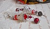 BO Tendre Rouge avec des Cristaux de Swarovski, des perles rondes facett&eacute;es et des crochets d'oreille en argent 925/1000
