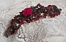 Bracelet manchette Belle H&eacute;l&egrave;ne pour une mode vintage avec des fleurs en tissu mis en forme avec rocailles Dark Bronze, bugles et mini-goutte en verre, facettes, calcite, perles et cristaux