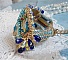 Bracelet Papillon Or Bleu brod&eacute; avec des Cristaux de Swarovski; des gouttes lisses, des facettes, des rocailles et un fermoir en Gold Filled 14 carats