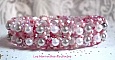Bracelet perles Gouttes de rose avec des perles nacr&eacute;es et des facettes.