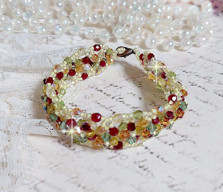 Bracelet Proven&ccedil;al avec des toupies en cristal de Swarovski et des facettes