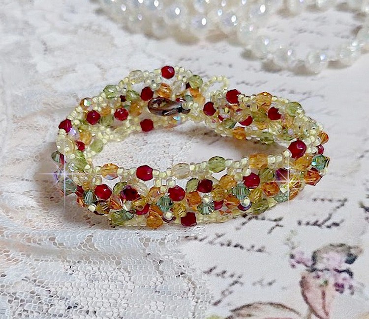 Bracelet Proven&ccedil;al avec des toupies en cristal de Swarovski et des facettes