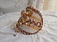 Bracelet Reflets de ros&eacute;e brod&eacute; avec cabochons ovales r&eacute;sines, rocailles, perles verres, cuir et dentelle ancienne