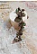 Bracelet Temps d&rsquo;une Folie avec breloques : c&oelig;ur, perles, gouttes filigran&eacute;es, fleurs &eacute;maill&eacute;es, perles rondes, cabochons carr&eacute;s et perles rondes en Verre. Mont&eacute;s sur cha&icirc;nes et fermoir en T Bronze