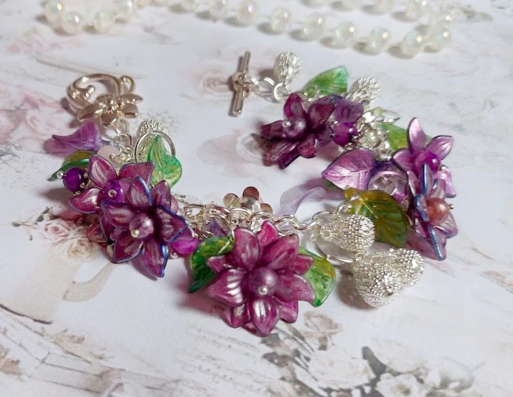 Bracelet Valentine Rose avec fleurs, perles et feuilles acryliques, gouttes, perles de gemme et bracelet argent&eacute; m&eacute;tal