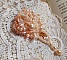 Broche Idylle Beauty brod&eacute;e avec des Cristaux de Swarovski, des perles rondes nacr&eacute;es et des rocailles