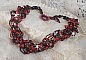 Collier Feeling mont&eacute; avec des rocailles tubes, des cristaux de Swarovski et des facettes