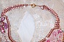 Plastron Rose Royale, brod&eacute; avec des perles semi-pr&eacute;cieuses, cristal de Swarovski et diverses perles de qualit&eacute; fa&ccedil;on Haute-Couture