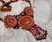 Plastron Jaspe Rouge brod&eacute; avec des pierres semi-pr&eacute;cieuses le Jaspe Rouge avec des Cristaux de Swarovski, des perles cloisonn&eacute;es, des Muranos et des rocailles