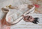 Collier Pampilles Rose et Gris avec des cristaux de Swarovski et perles de haute qualit&eacute;.