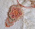 Collier pendentif Corail brod&eacute; avec une &eacute;toile en m&eacute;tal et perles de culture 