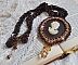 Collier pendentif Souvenir Eternel cr&eacute;e avec des perles de qualit&eacute;