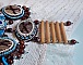 Collier Plaston Haute-Couture Typie Blue - Danse avec les Loups avec des perles semi-pr&eacute;cieuses et des perles diverses