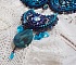 Plastron Bleu Royal Haute-Couture brod&eacute; avec un ruban de soie Purple et Bleu Canard, des cristaux et des perles diverses 
