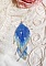 Pendentif Doux R&ecirc;ves Bleut&eacute;s aux rocailles de qualit&eacute; en verre dans les nuances de Bleu et d&rsquo;Argent. Au bruit des vagues, elles ne peuvent que vous sublimer par les mouvements et la souplesse
