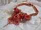 Plastron Rubis haute Couture brod&eacute; avec des cabochons : l&rsquo;Agate et le Corail Rouge, cristaux : fleurs, gouttes, toupies, fleurs, perles en R&eacute;sine et Verre, rocailles,  calottes et perles filigran&eacute;es